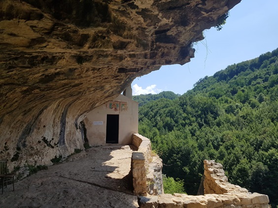 Lettomanoppello 